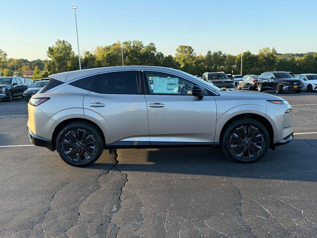 New 2027 Nissan Murano Platinum AWD/4WD image 2