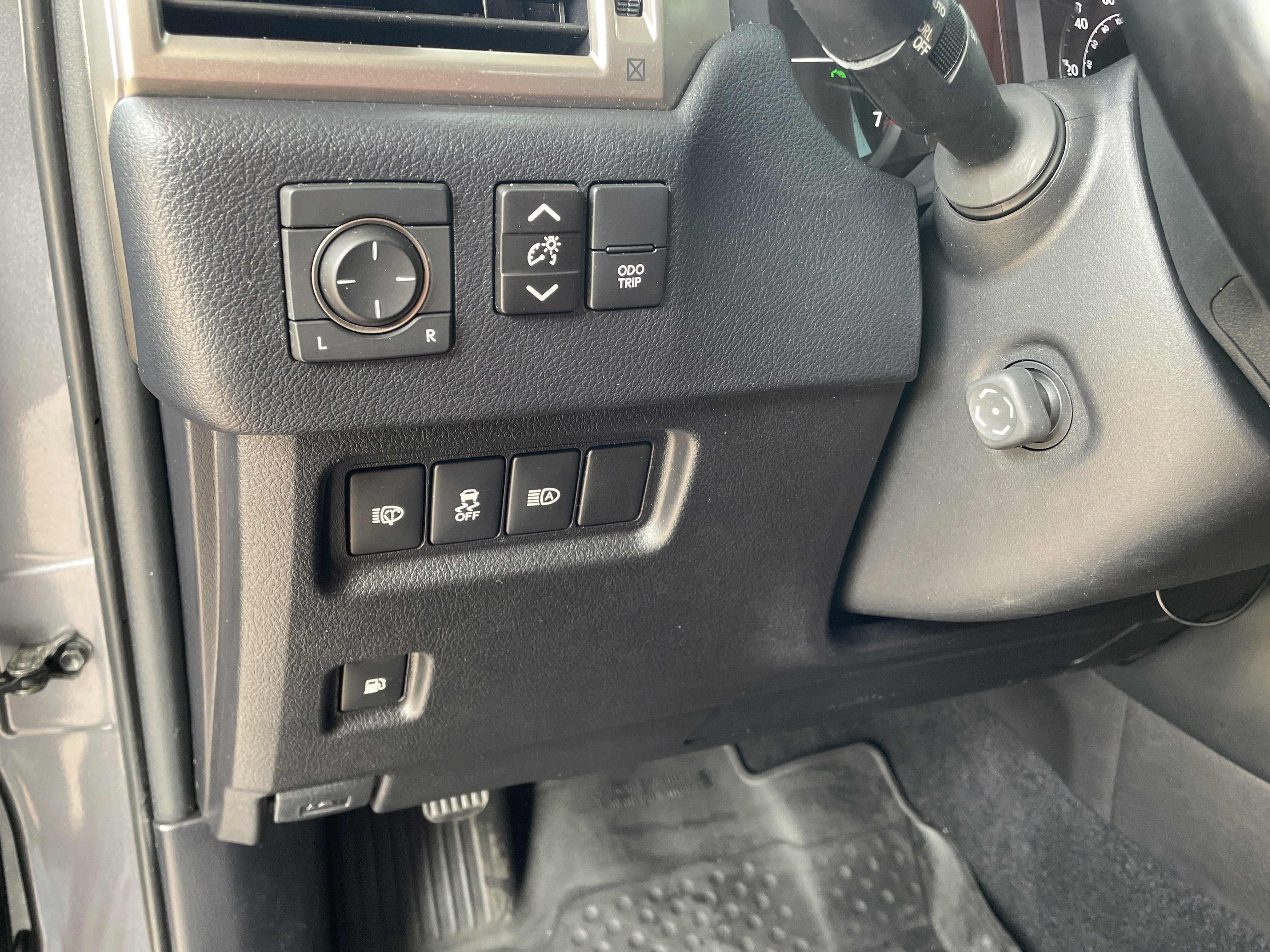 Used 2020 Lexus GX 460 Premium image 30