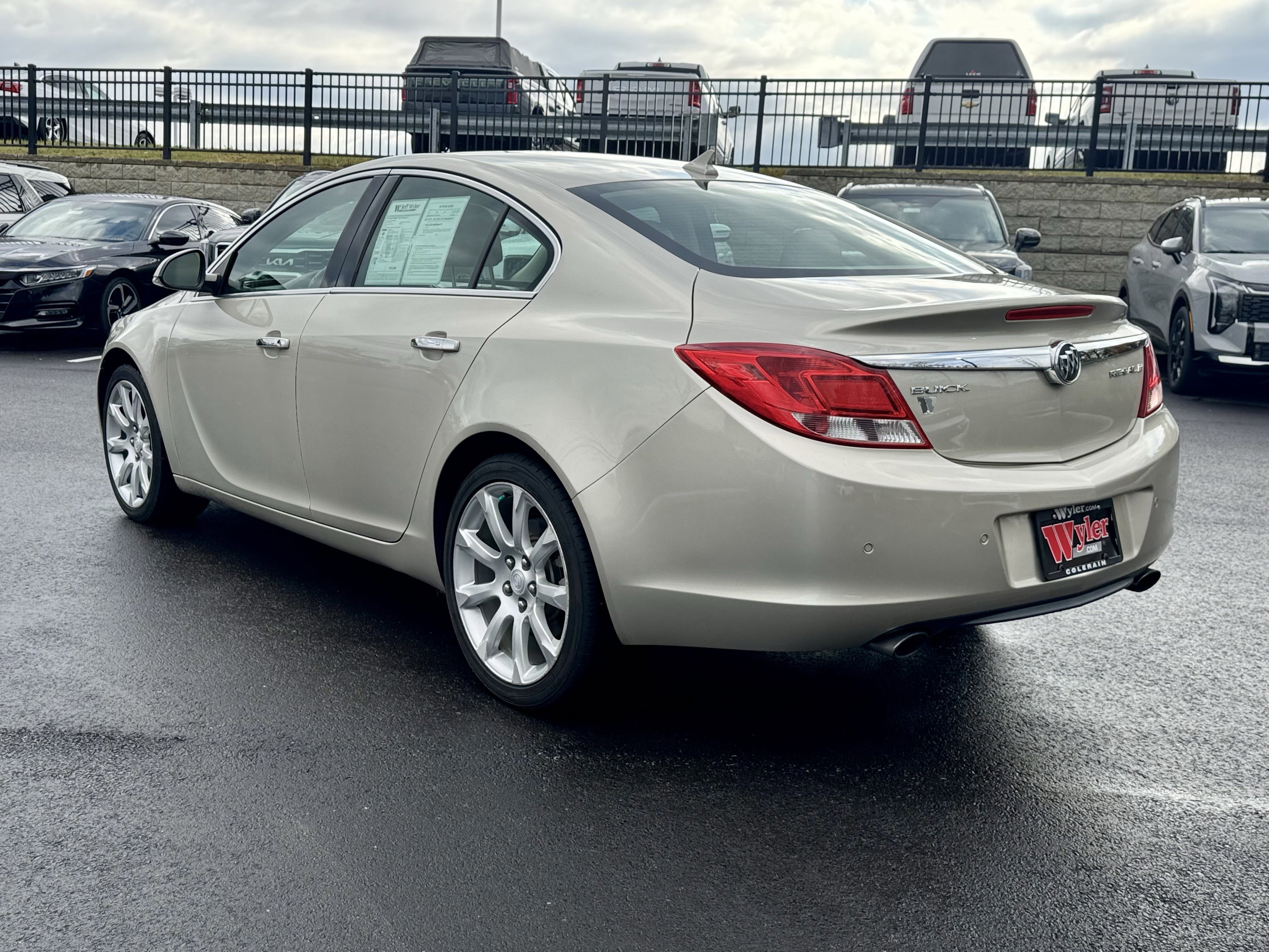 Used 2013 Buick Regal Premium image 33