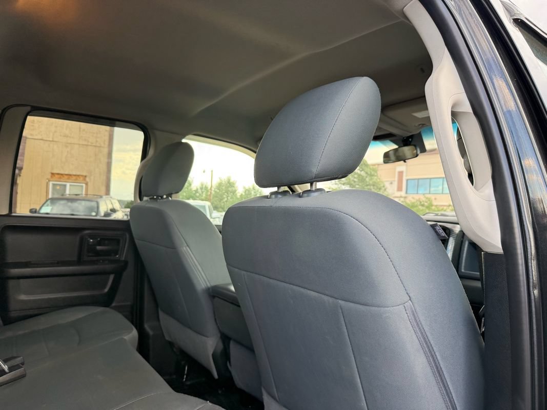Used 2018 RAM 1500 Express w/ Express Value Package AWD/4WD image 26