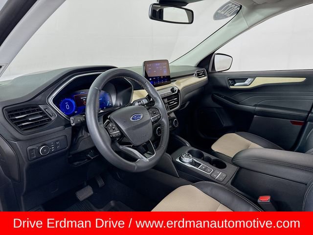 Used 2022 Ford Escape Titanium w/ Titanium Elite Package image 7
