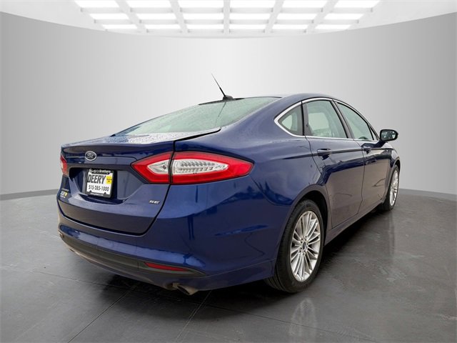 Used 2015 Ford Fusion SE w/ Equipment Group 202A image 9