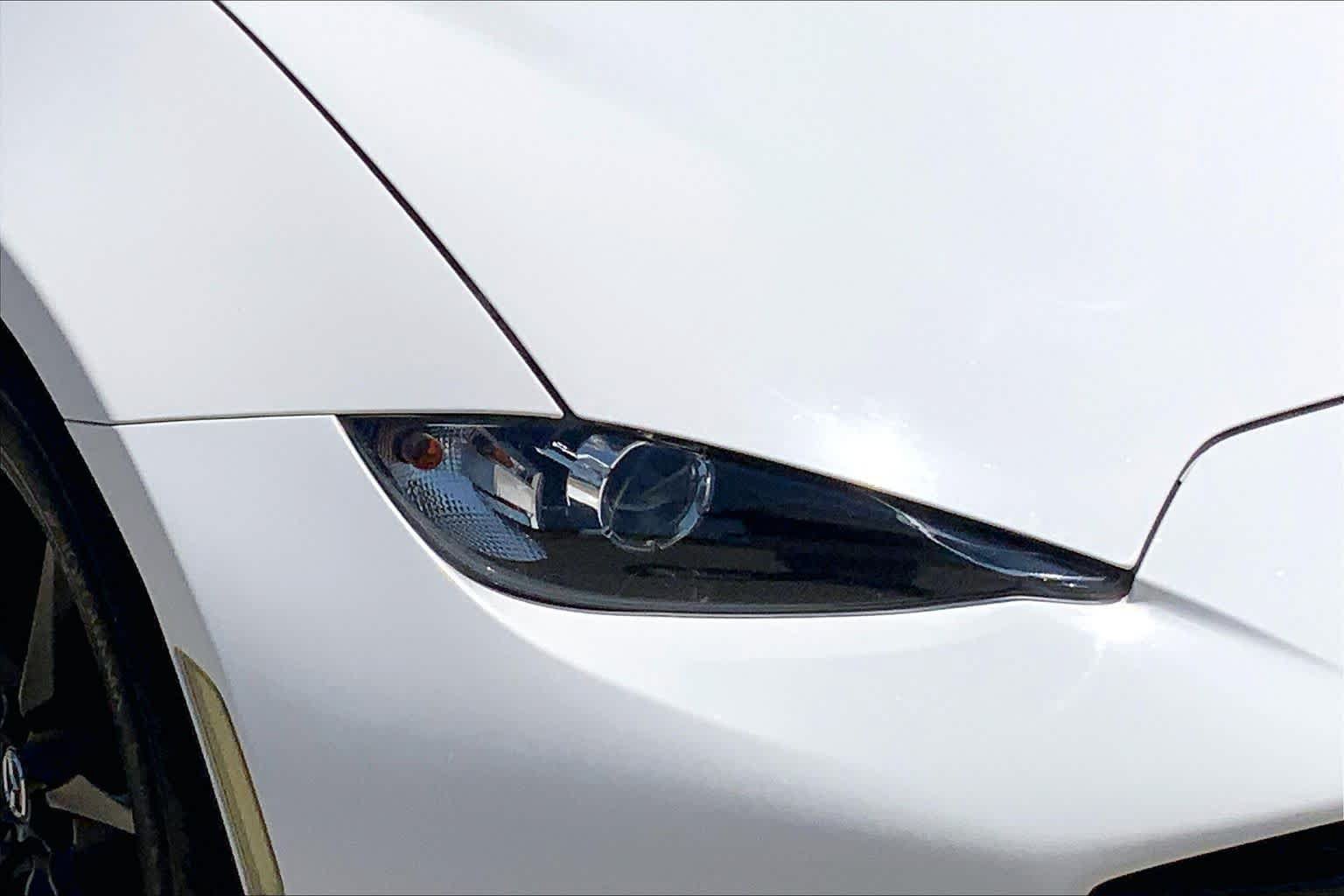 Used 2021 MAZDA MX-5 Miata Club RWD image 22