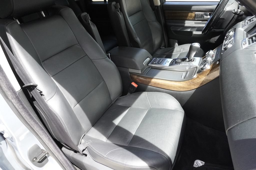 Used 2013 Land Rover Range Rover Sport HSE AWD/4WD image 24