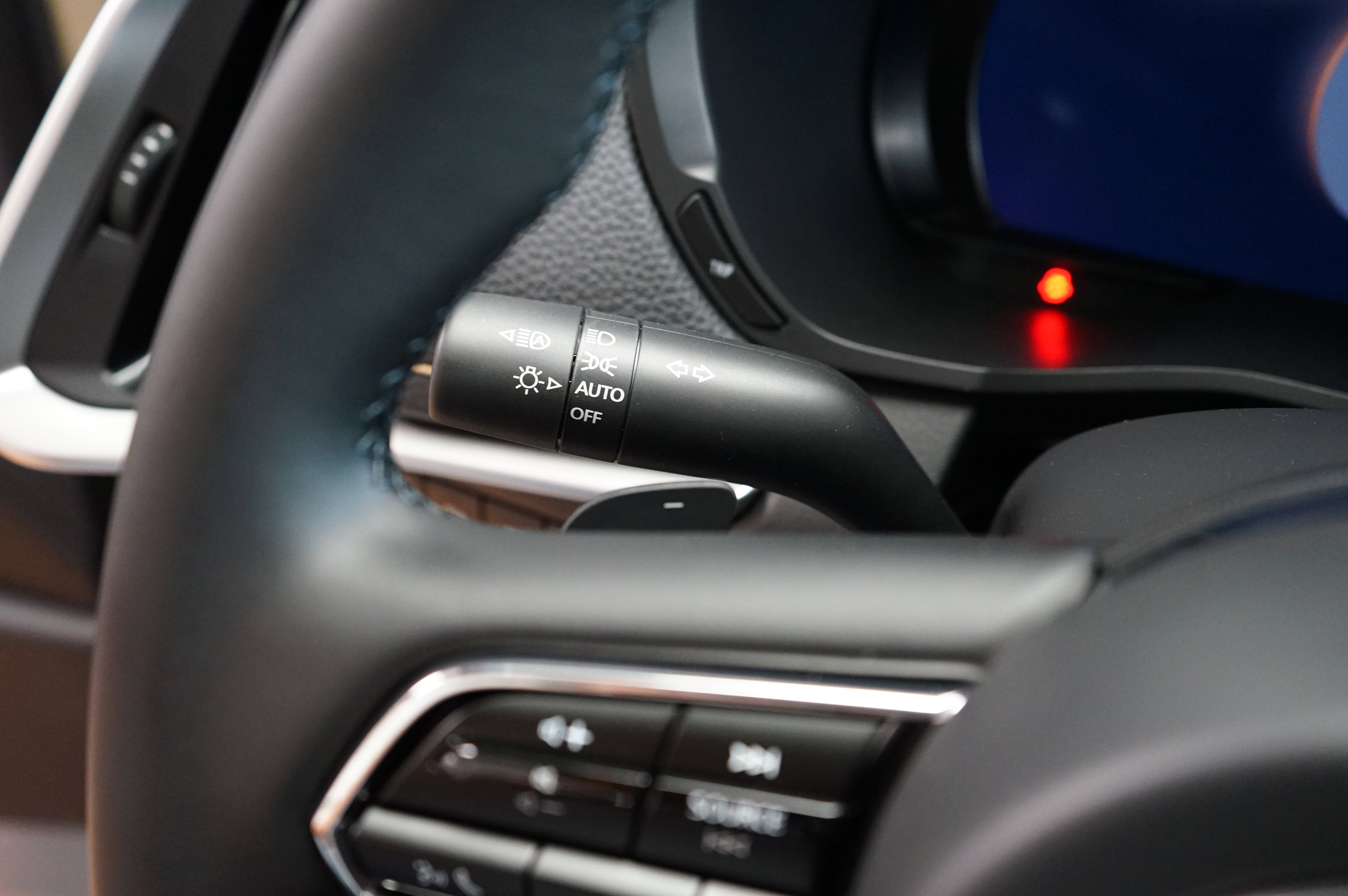 New 2025 MAZDA CX-70 Plug-In Hybrid w/ Premium Pkg image 24