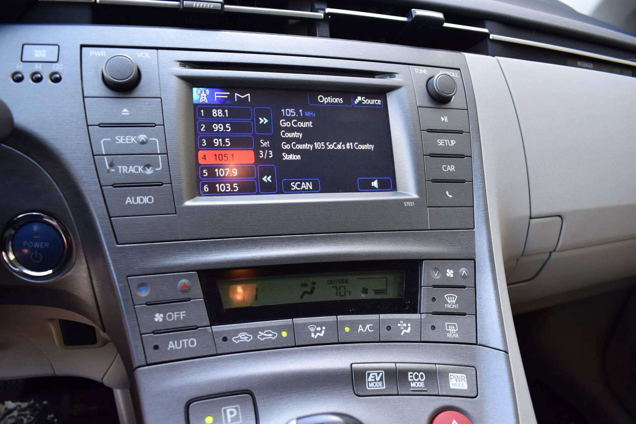 Used 2013 Toyota Prius Two FWD image 10