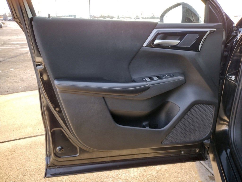 Used 2022 Mitsubishi Outlander ES image 9