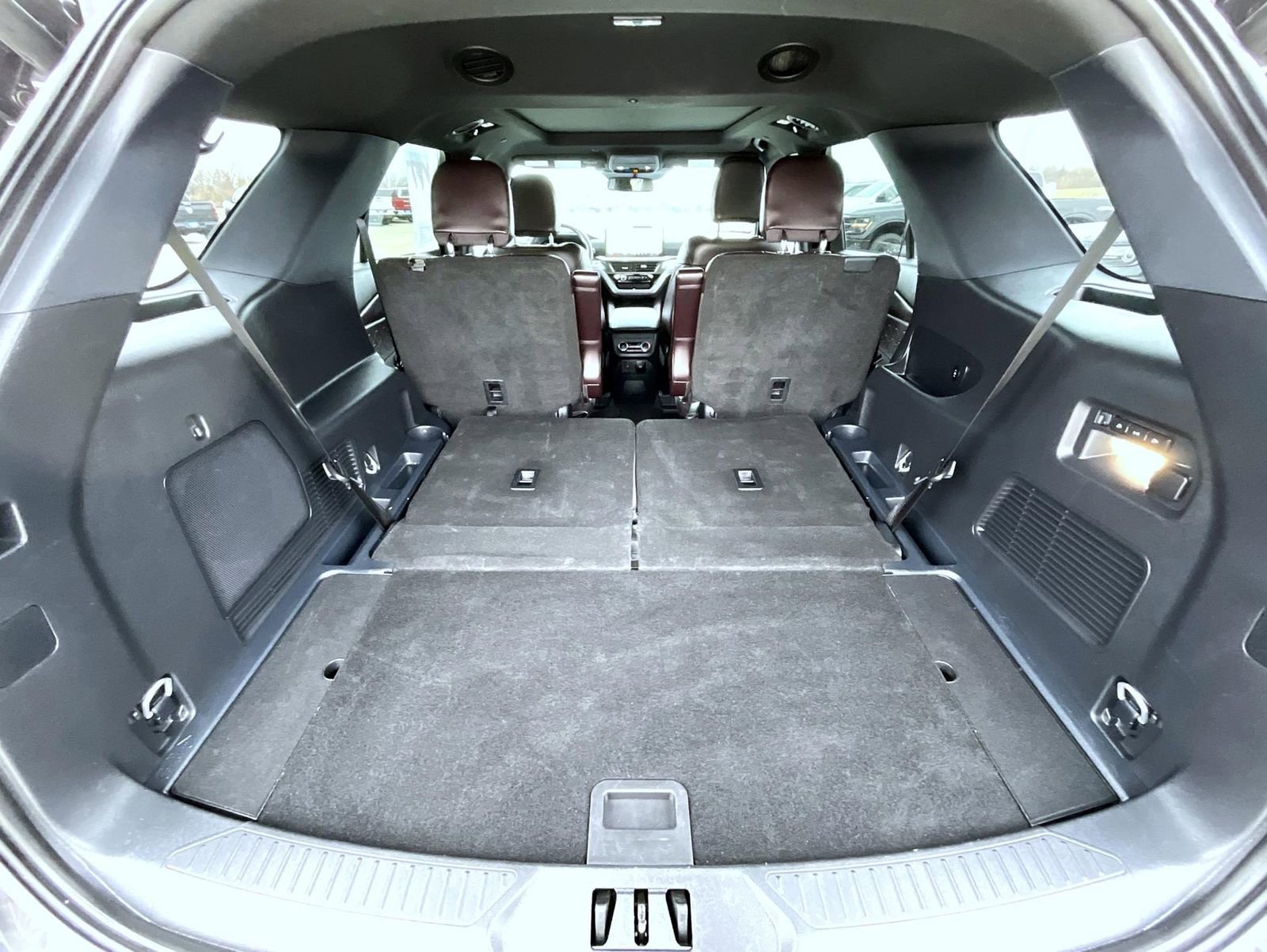 Used 2025 Ford Explorer Platinum w/ LUX Leather Package image 26