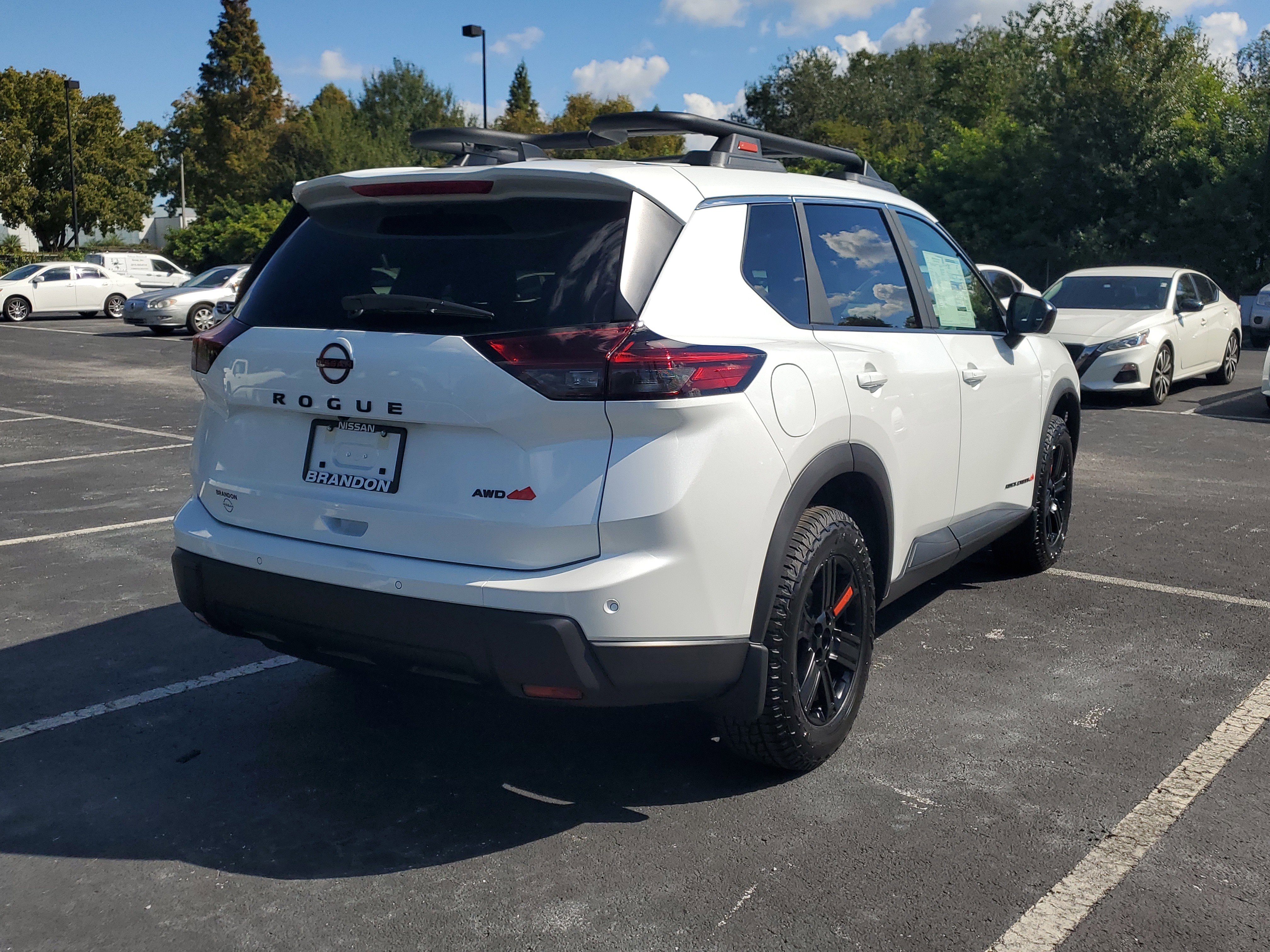 New 2026 Nissan Rogue SV image 7