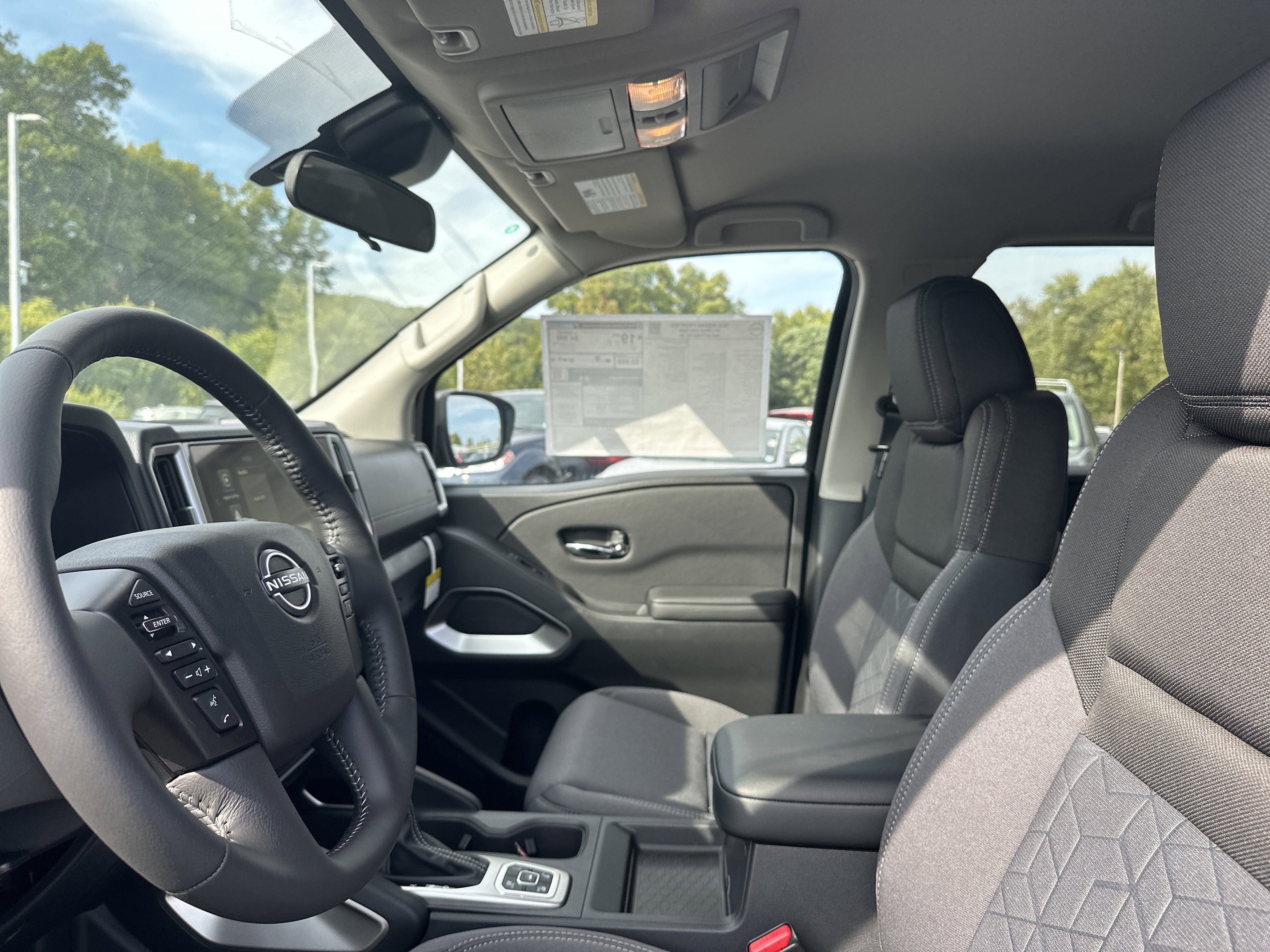 New 2026 Nissan Frontier SV w/ SV Convenience Package image 11