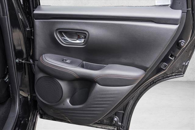 Used 2025 Honda HR-V Sport image 26