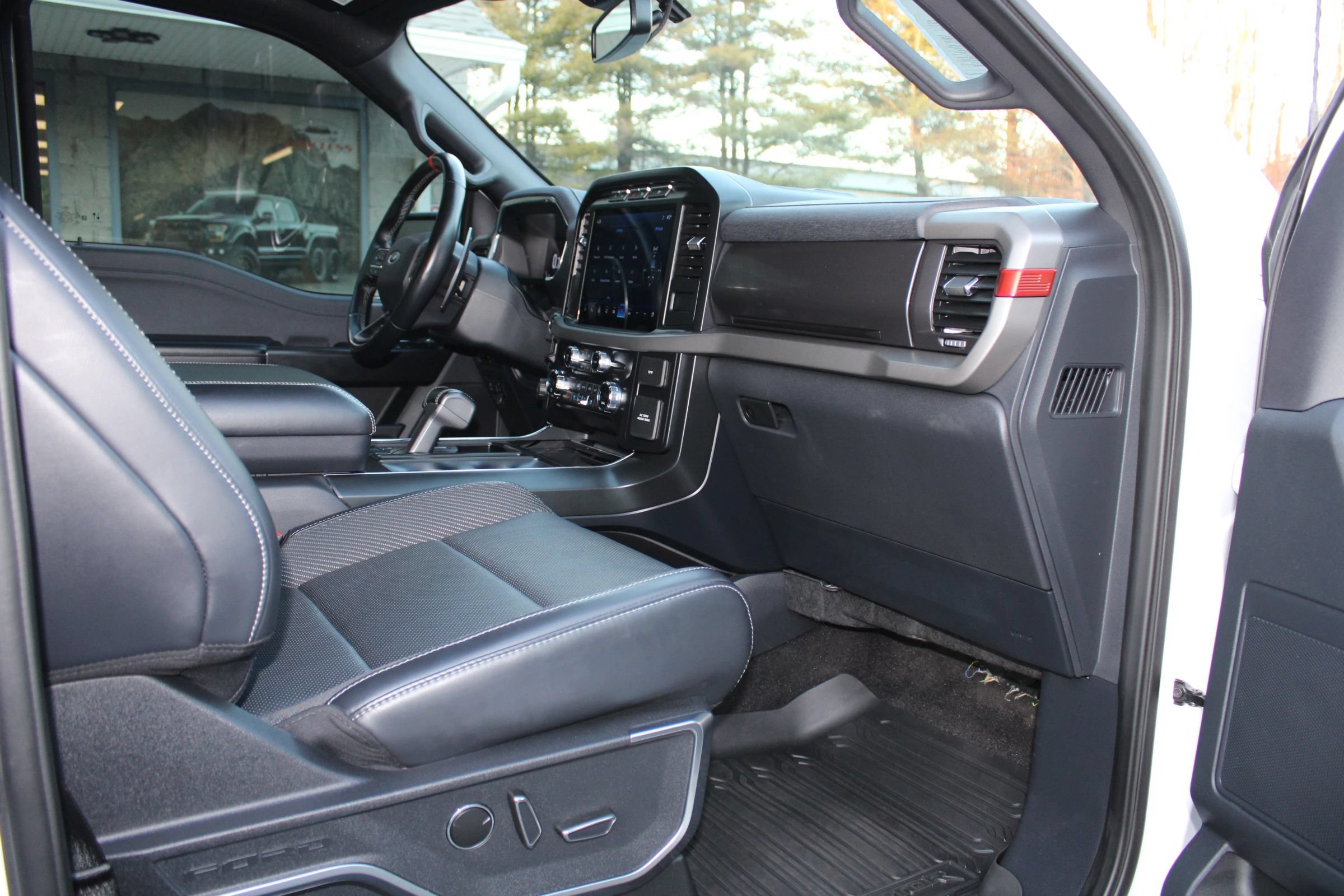 Used 2021 Ford F150 Raptor AWD/4WD image 7