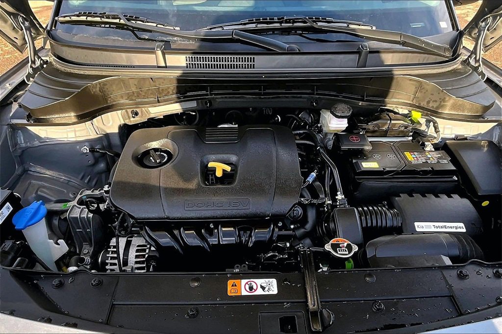 Certified 2025 Kia Soul EX image 9