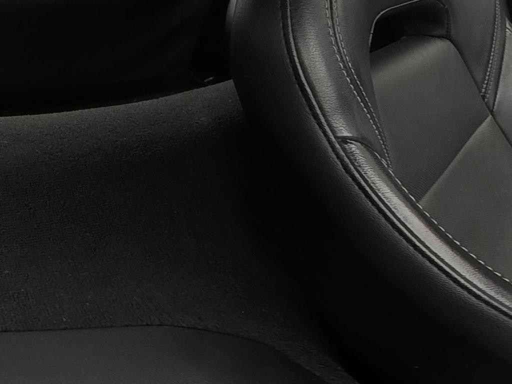 Used 2019 Chevrolet Corvette Z06 RWD image 14
