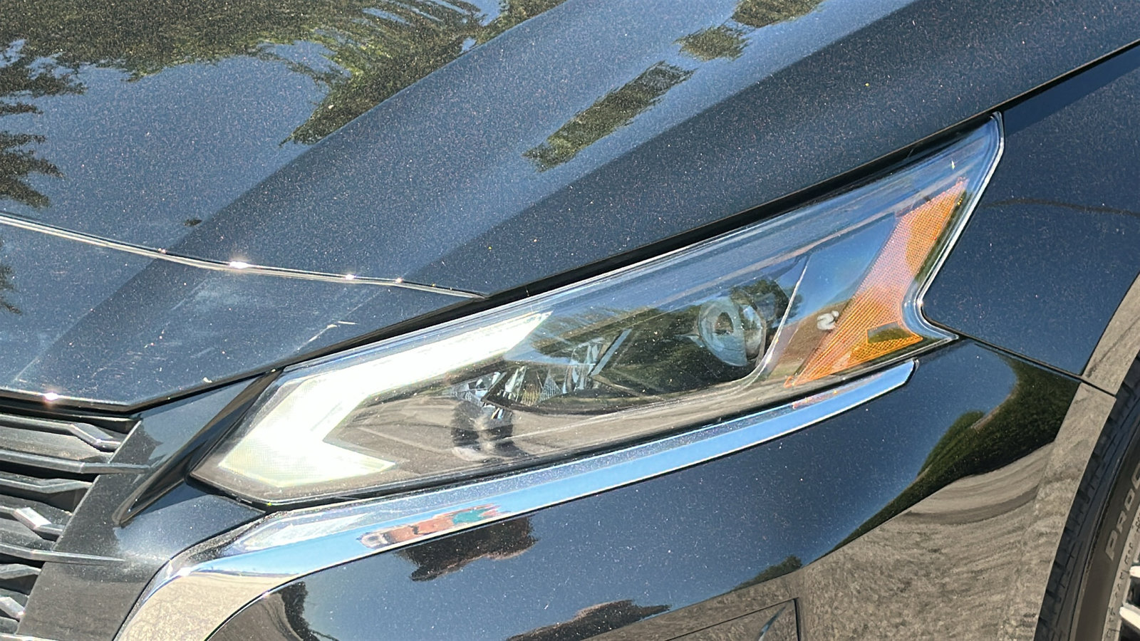 Certified 2024 Nissan Altima 2.5 SV w/ SV Premium Package AWD/4WD image 4