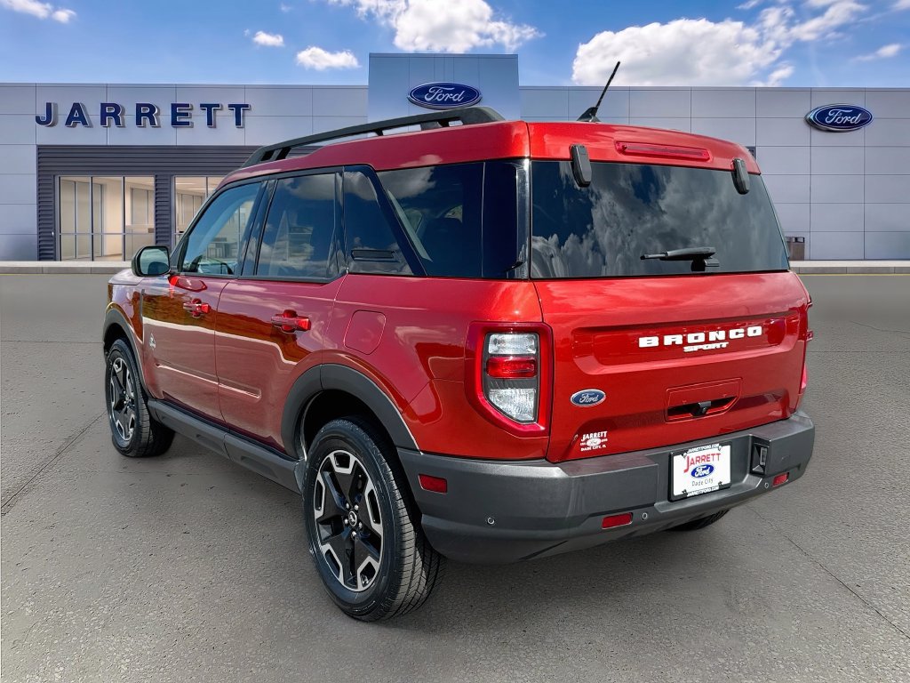 Used 2023 Ford Bronco Sport Outer Banks w/ Tech Package AWD/4WD image 5