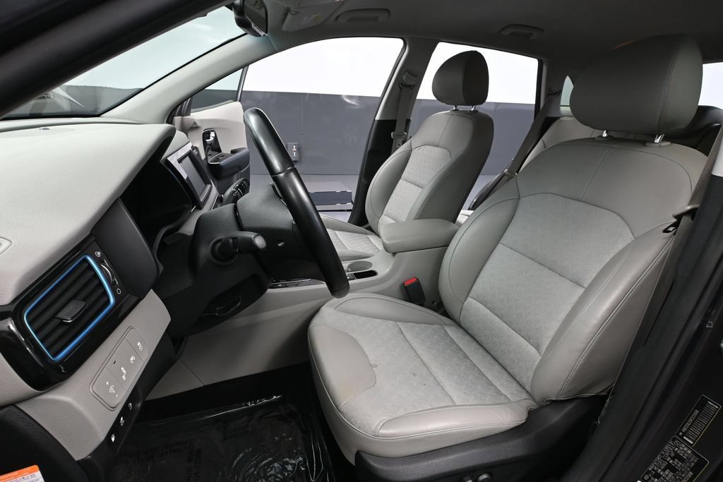Used 2019 Kia Niro EX FWD image 23