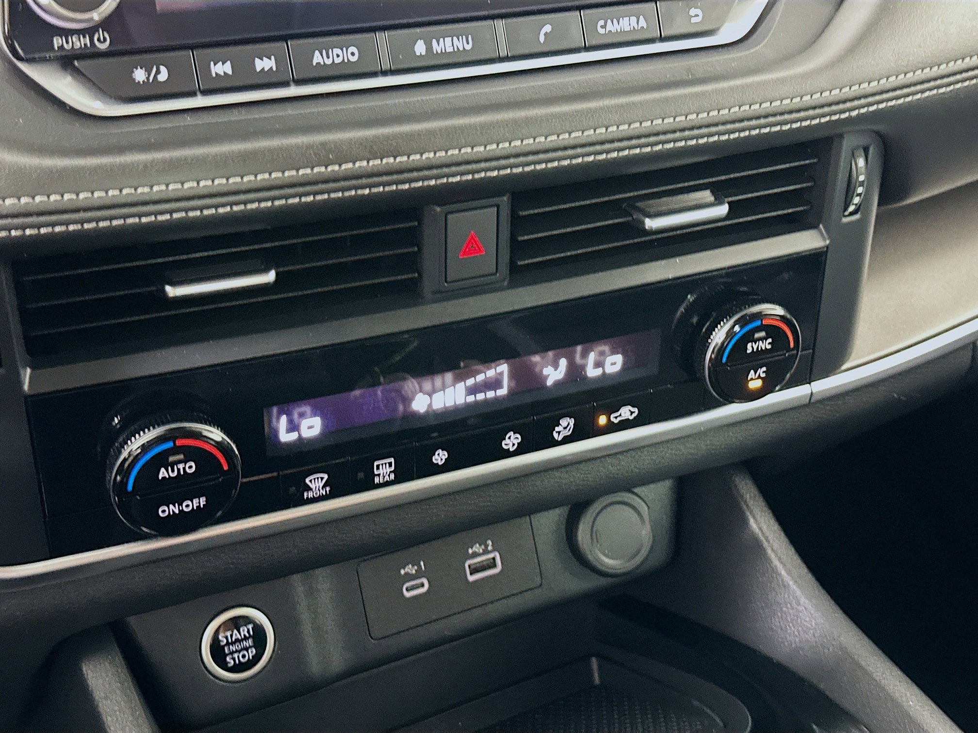 Used 2023 Nissan Rogue SV image 23