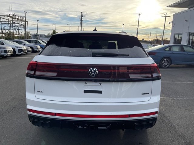 New 2026 Volkswagen Atlas Cross Sport SEL R-Line image 8