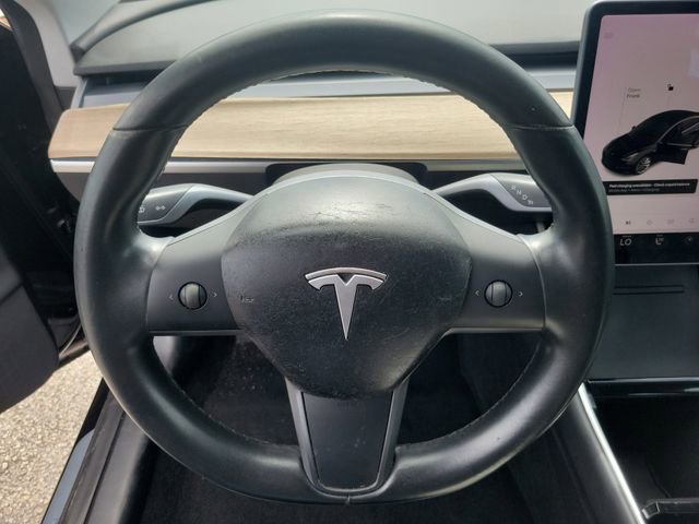 Used 2018 Tesla Model 3 Long Range RWD image 22
