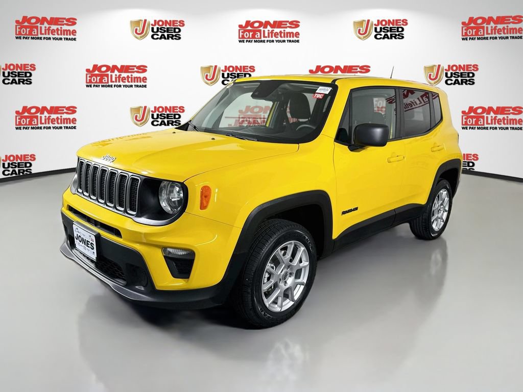 Used 2023 Jeep Renegade Latitude AWD/4WD image 13