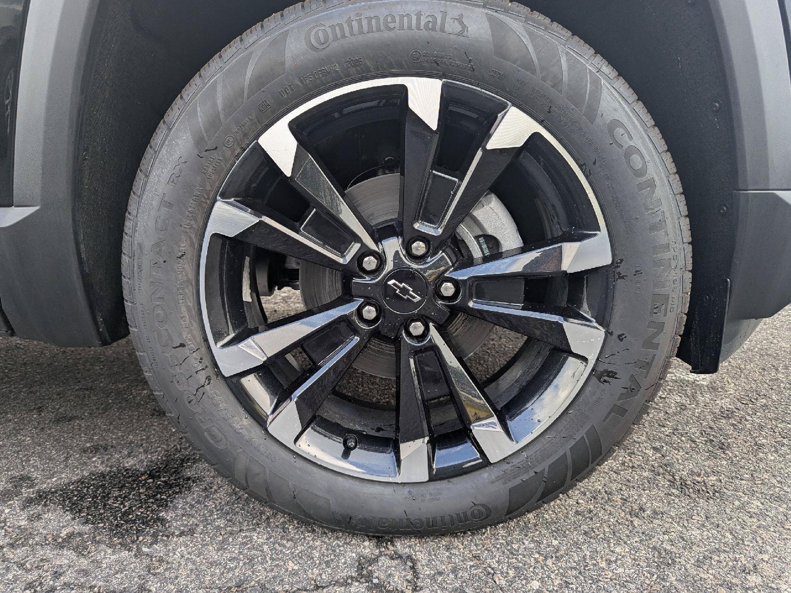 New 2027 Chevrolet Equinox RS w/ Safety and Technology Package AWD/4WD image 33