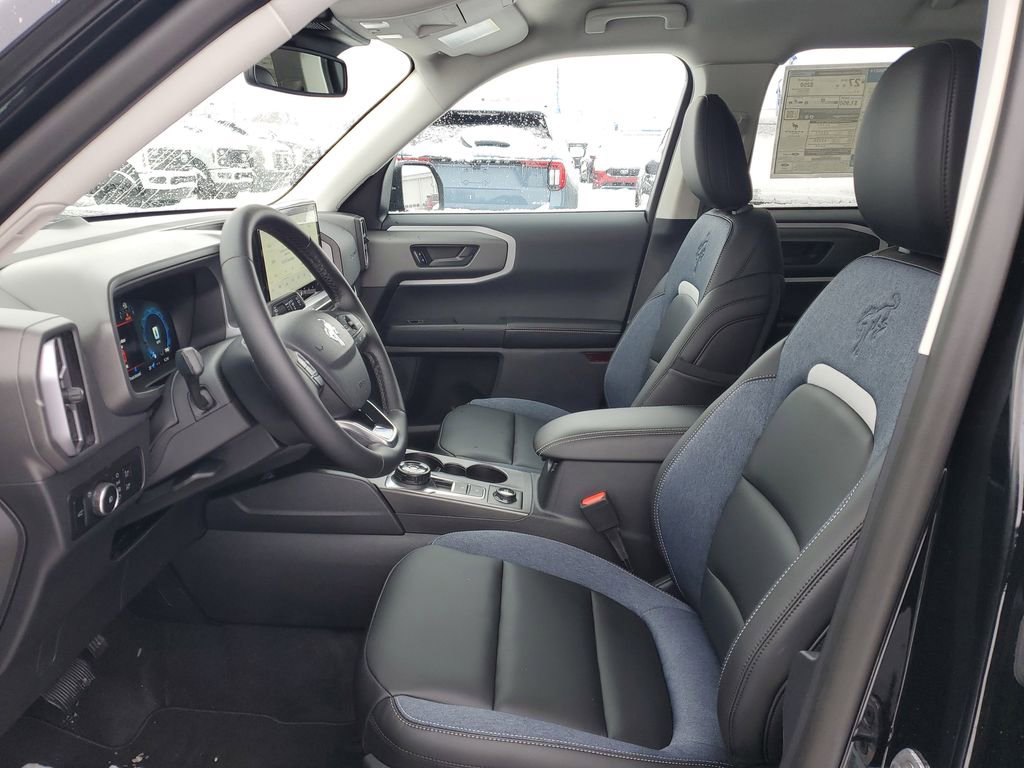 New 2025 Ford Bronco Sport Outer Banks image 8