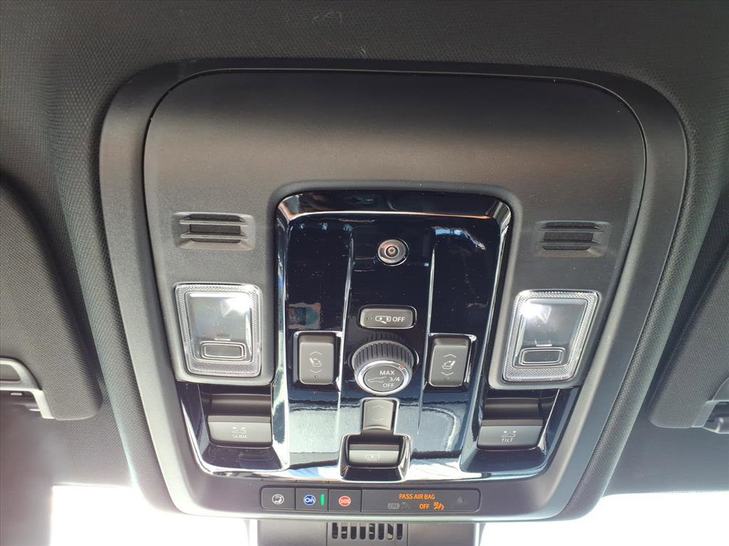 New 2026 GMC Yukon XL Denali image 17
