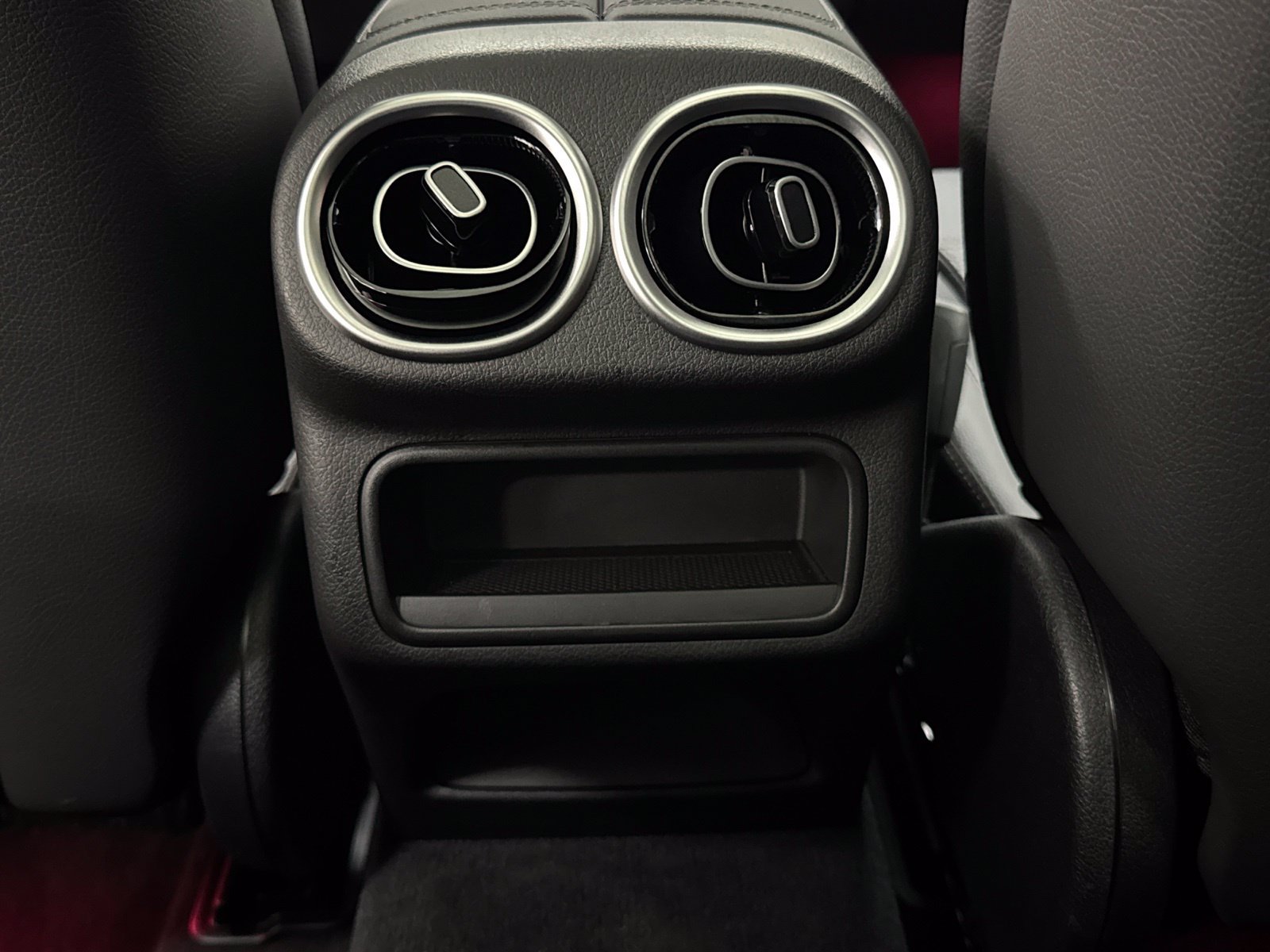 Certified 2025 Mercedes-Benz GLC 350e 4MATIC image 37