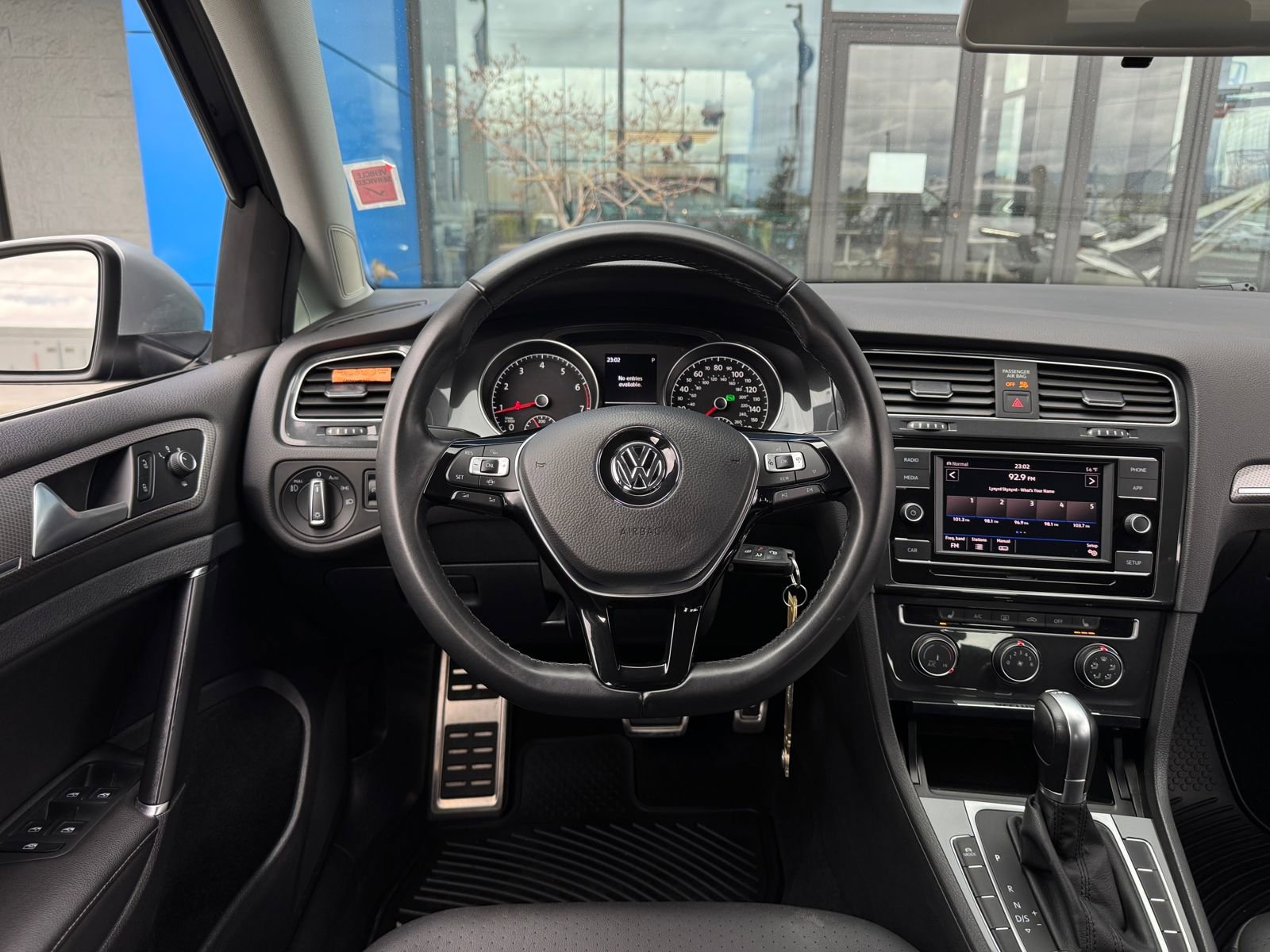 Used 2019 Volkswagen Golf Alltrack S image 15