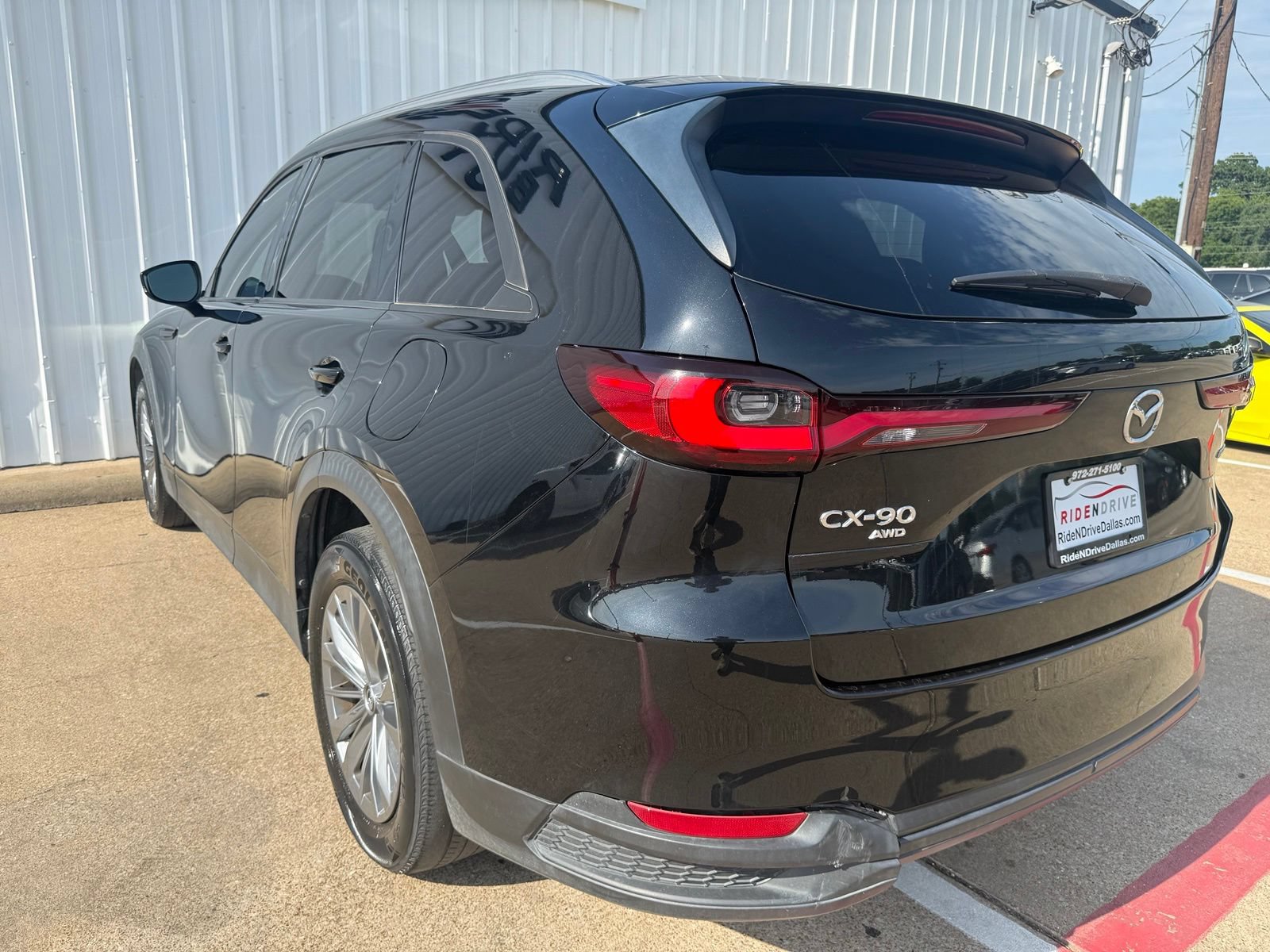 Used 2024 MAZDA CX-90 3.3 Turbo w/ Preferred Plus AWD/4WD image 4