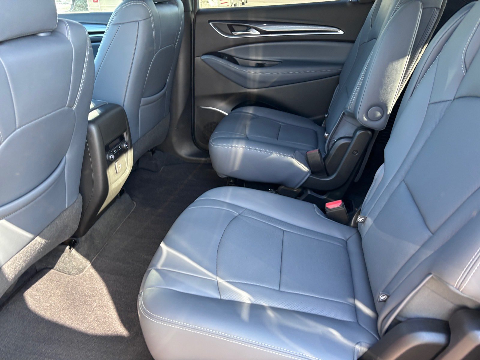 Used 2023 Buick Enclave Essence w/ Experience Buick Package FWD image 13