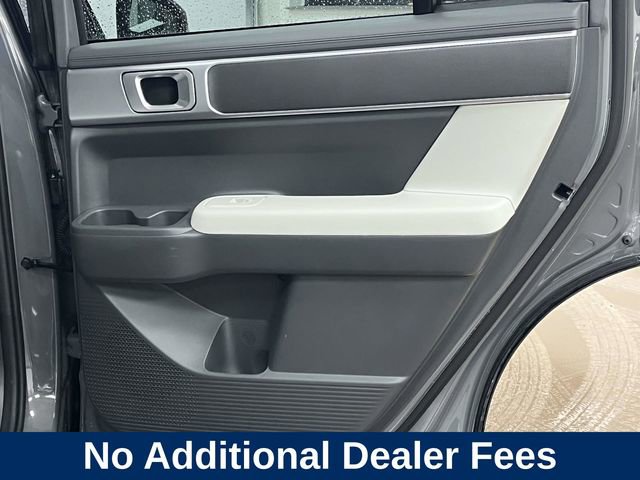 Used 2025 Hyundai Santa Fe SE FWD image 26