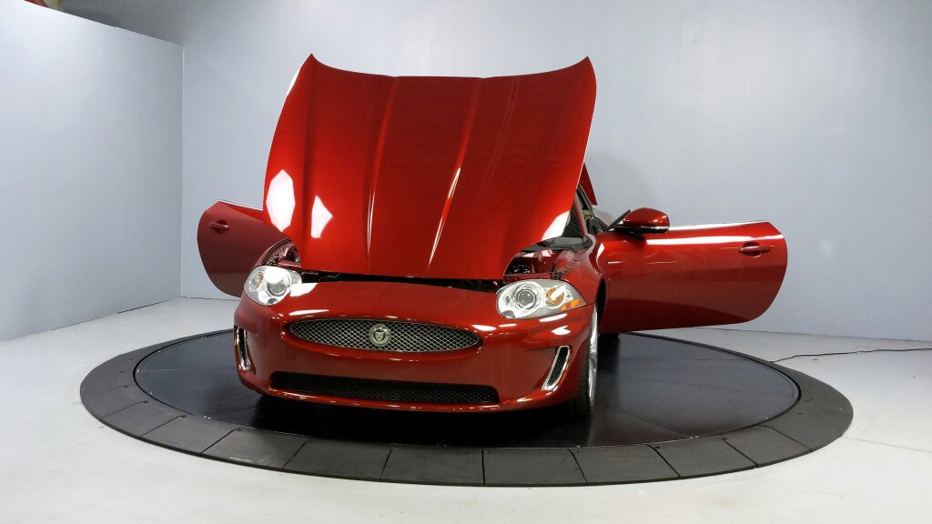Used 2010 Jaguar XK Convertible image 10