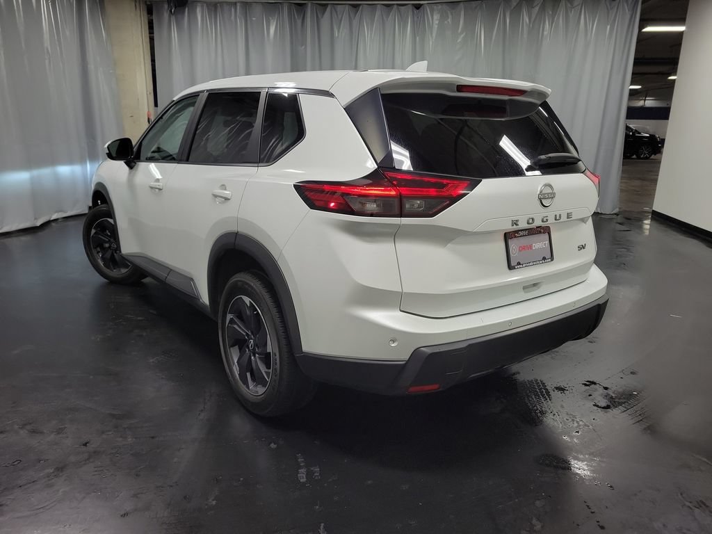 Used 2024 Nissan Rogue SV FWD image 7