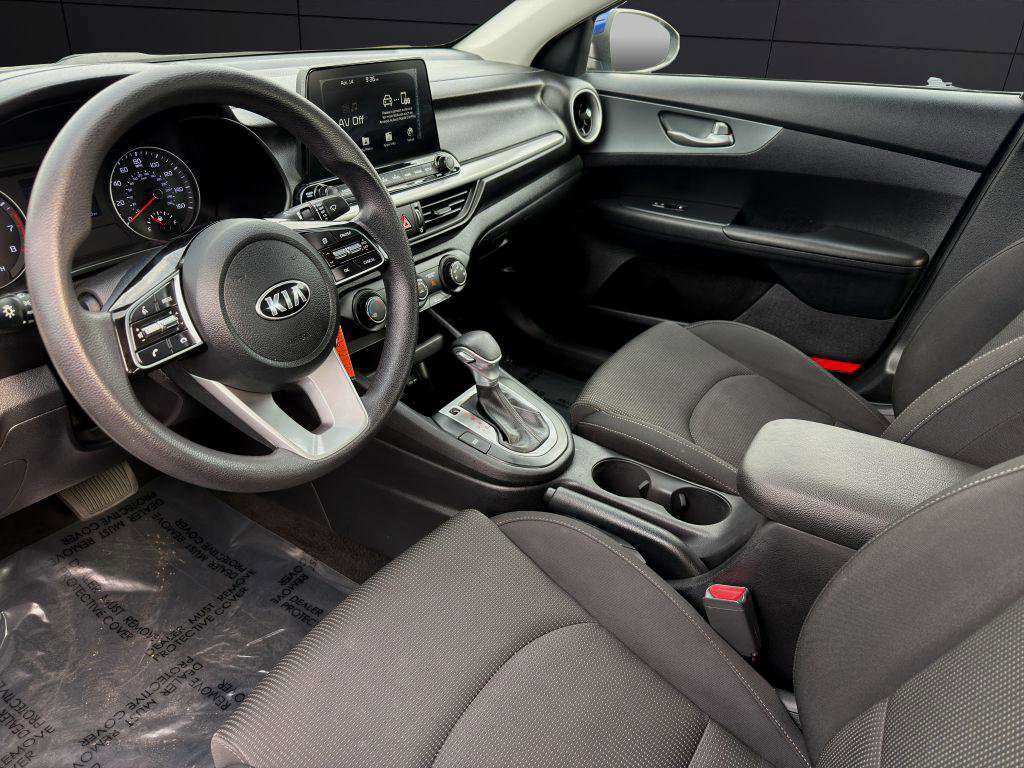Used 2020 Kia Forte LXS FWD image 12
