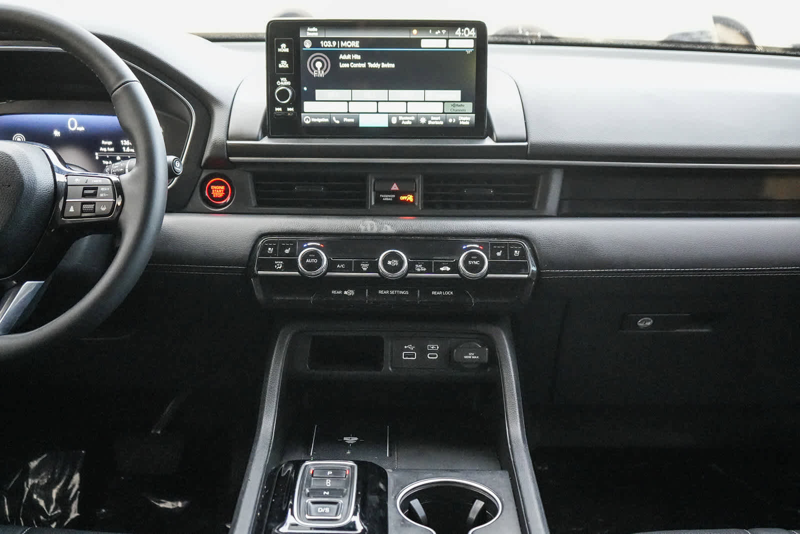 Used 2025 Honda Pilot Elite image 13