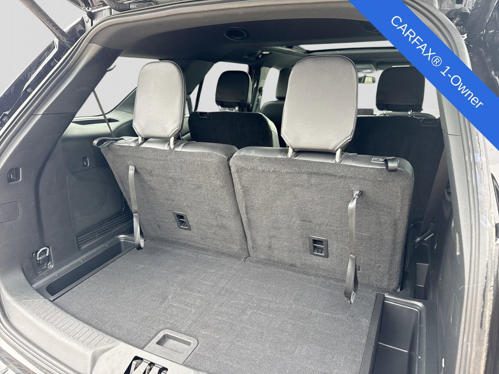 Used 2024 Ford Explorer ST-Line w/ Class IV Trailer Tow Package AWD/4WD image 39