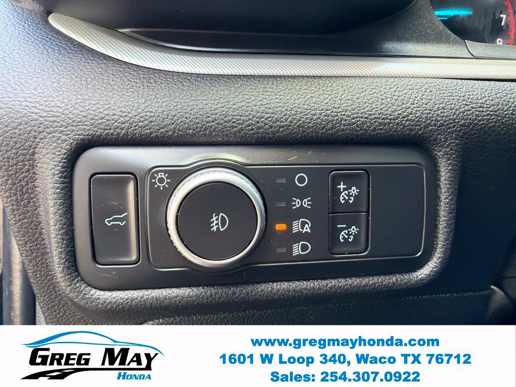 Used 2020 Ford Explorer XLT w/ Equipment Group 202A RWD image 27