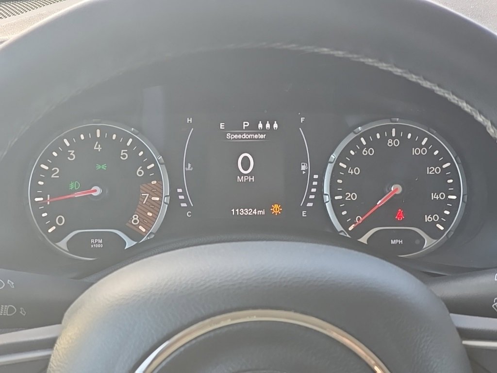 Certified 2019 Jeep Renegade Latitude image 24