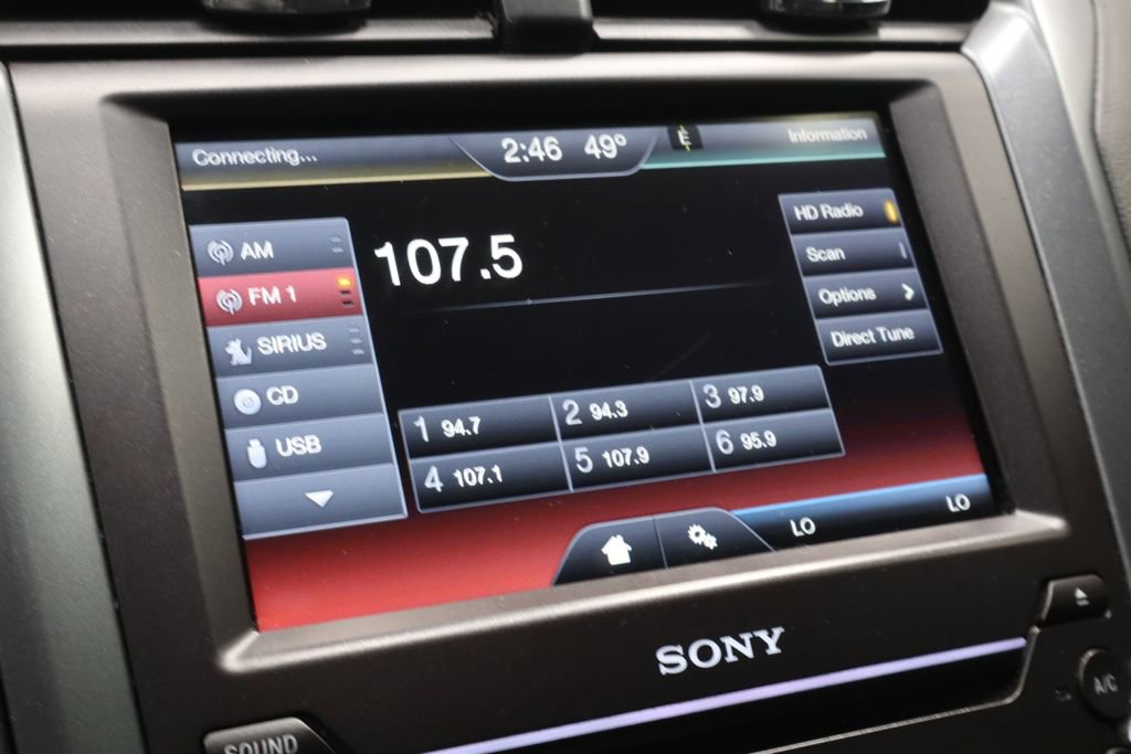 Used 2016 Ford Fusion Titanium FWD image 2