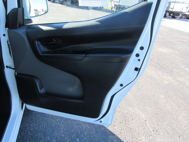 Used 2021 Nissan NV200 SV w/ Sliding Door Glass Package image 13