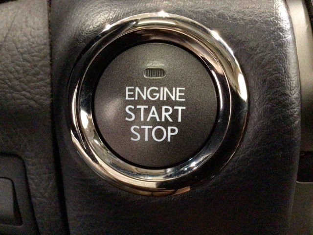 Used 2013 Lexus LS 460 w/ Comfort Pkg RWD image 17