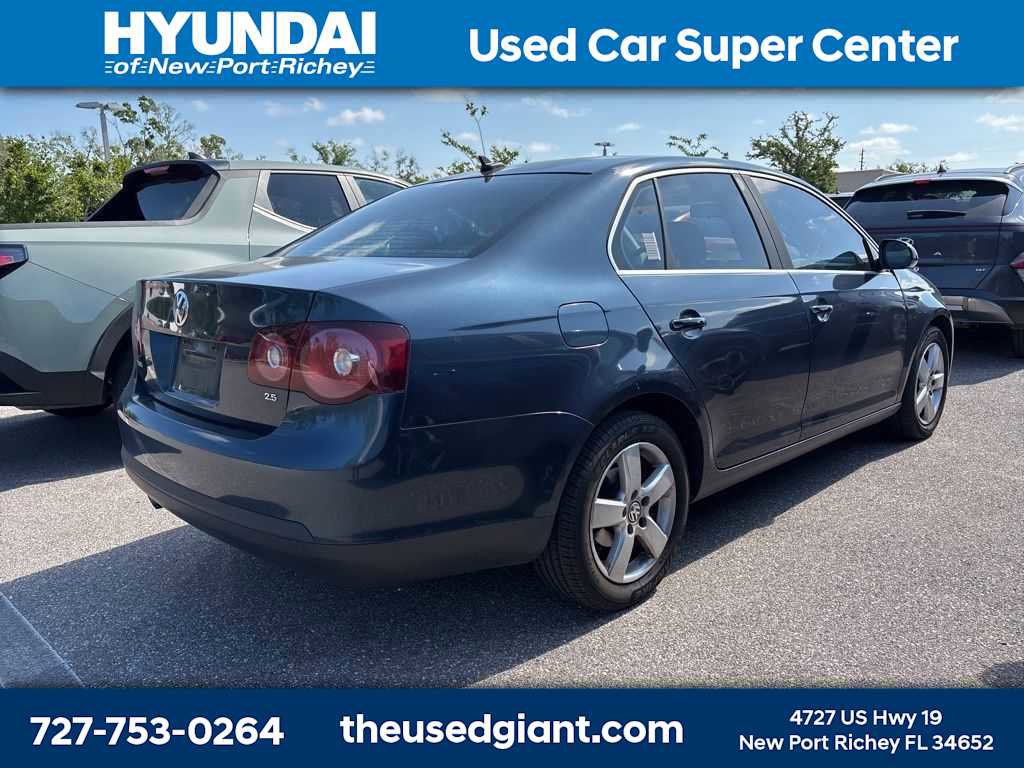 Used 2008 Volkswagen Jetta SE FWD image 3