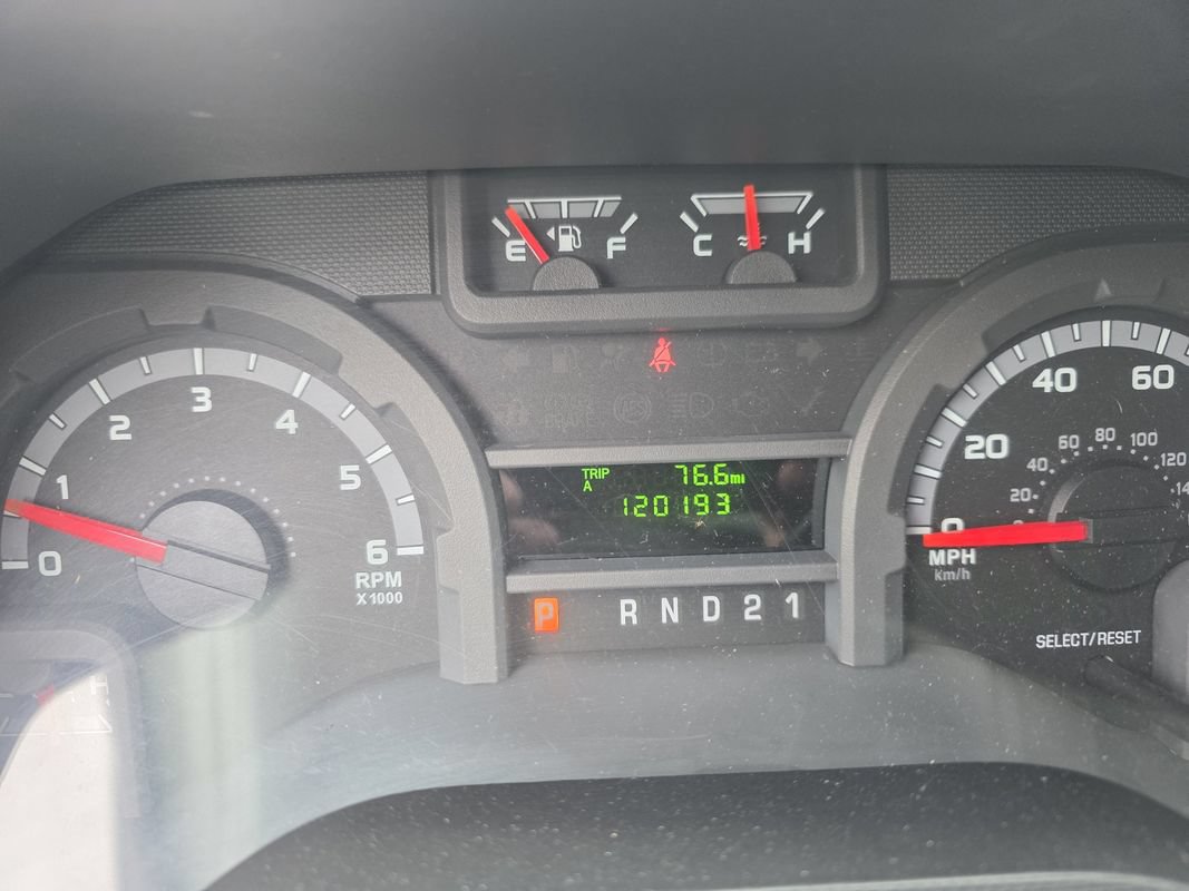 Used 2009 Ford E-250 and Econoline 250 RWD image 16