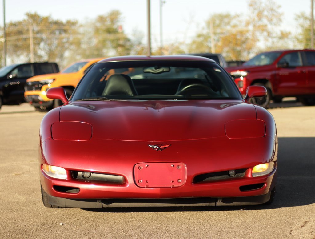 Used 2002 Chevrolet Corvette Coupe w/ Preferred Equipment Group2 image 2