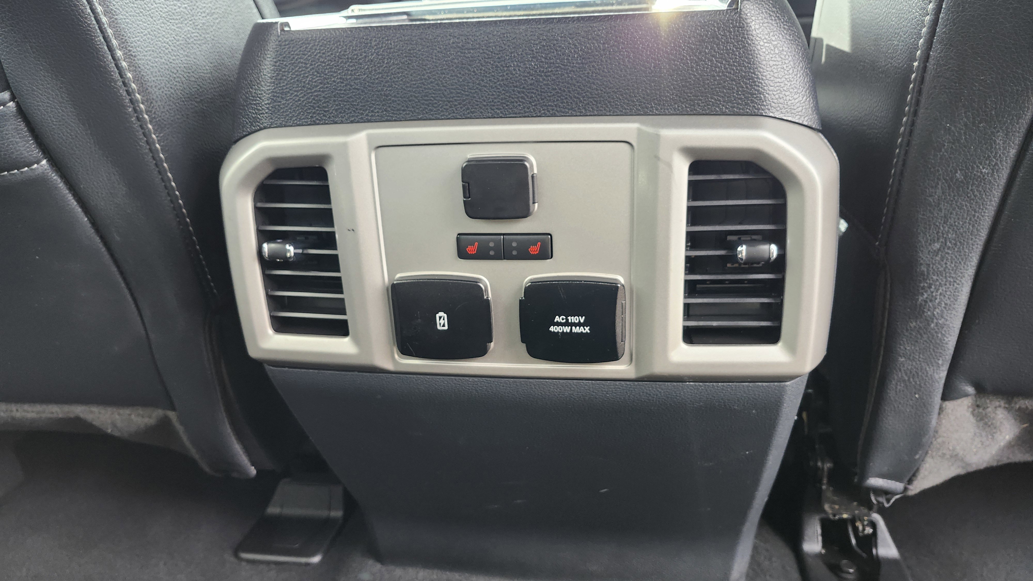 Used 2022 Ford F350 Lariat w/ Lariat Ultimate Package image 24