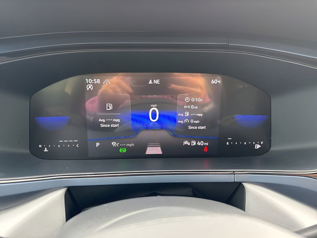 Used 2024 Volkswagen Taos SE image 27