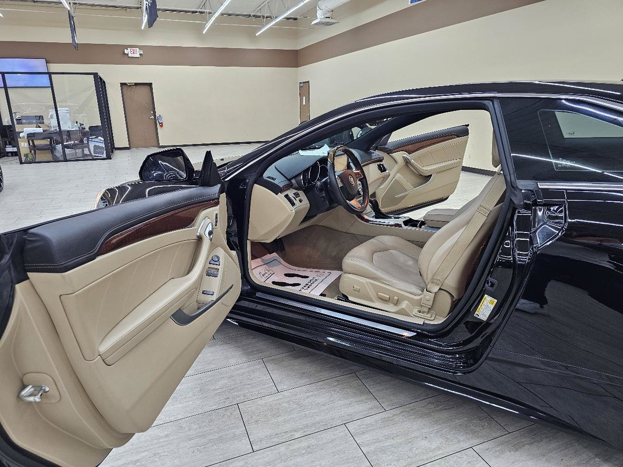 Used 2012 Cadillac CTS Premium RWD image 13