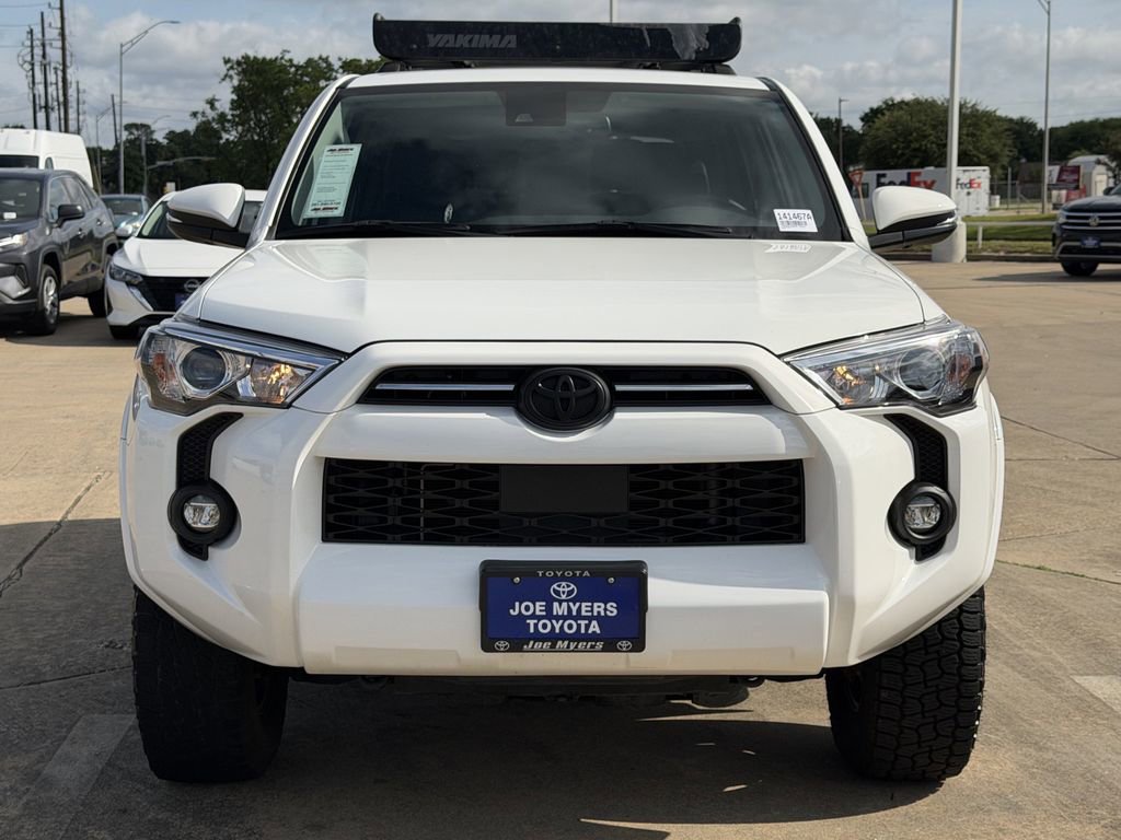 Used 2023 Toyota 4Runner SR5 Premium w/ Moonroof Package AWD/4WD image 3